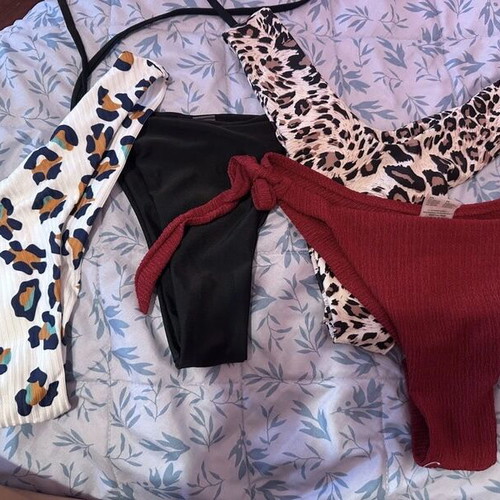 Women's swimwear set like new, multicolor, size S