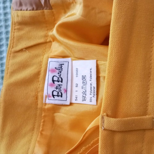 Betty Barclay skirt used, bright yellow, size Small