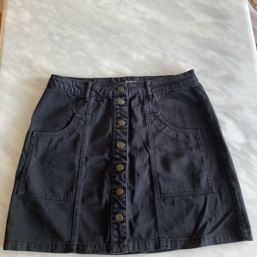 Stradivarius black short denim skirt like new, size XL