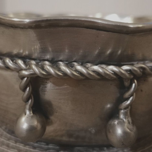 Metal decorative item used with perimeter detail