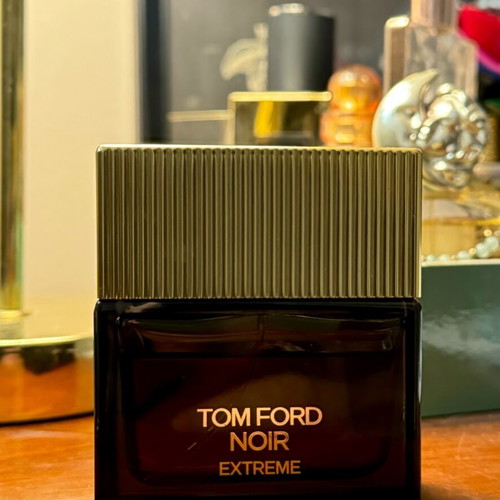 Tom Ford Noir Extreme Eau de Parfum 50ml like new