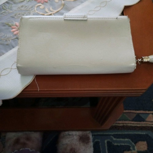 Large women's wallet like new, beige