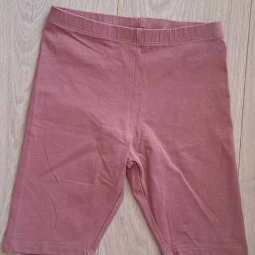 H&M shorts size 128 for 7-8 years used, pink and purple