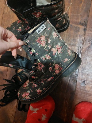 Refresh colorful boots like new, size 38