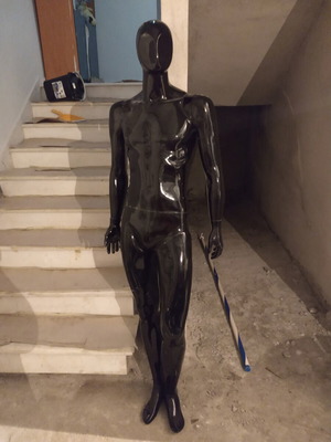 Κούκλα βιτρίνας μεταχειρισμένη, γυαλιστερή μαύρη ανδρική