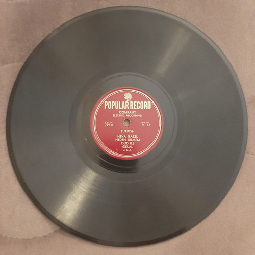Neva Gazel 78 rpm record used, Turkish music, USA 1953
