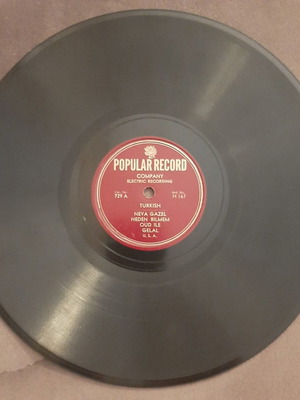 Neva Gazel 78 rpm record used, Turkish music, USA 1953