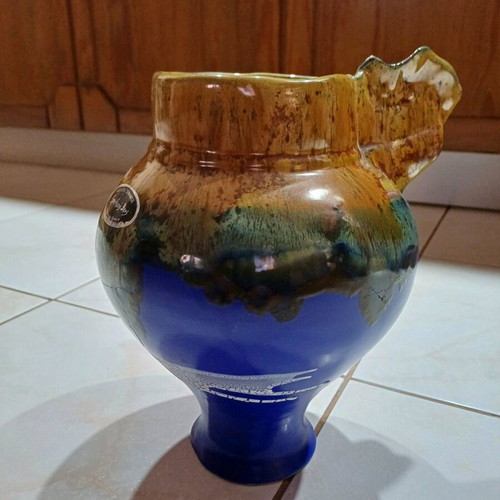 Spatharis and Bros ceramic vase like new, collectible