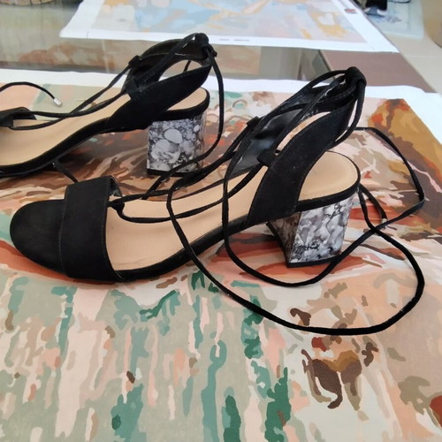 Black suede sandals used, size 36, 6cm heel
