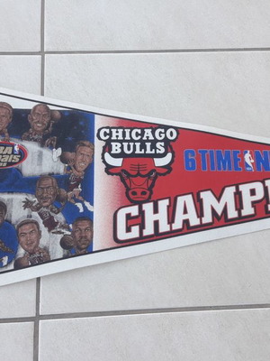 Chicago Bulls λάβαρο τοίχου σαν καινούργιο, NBA μπάσκετ με καρικατούρες