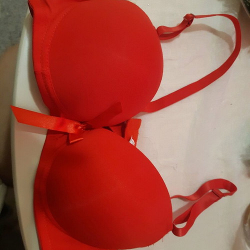 Red bra new, Christmas style with strong support