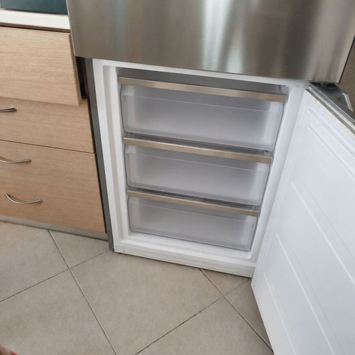 Morris refrigerator freezer like new