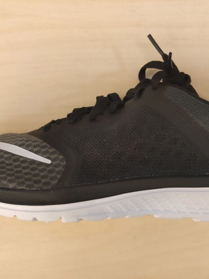 Nike FS Lite Run 3 дамски спортни обувки нови, номер 38.5