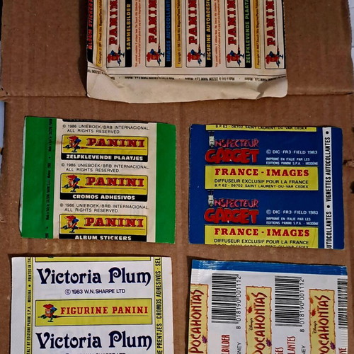 Panini packs 1983-1995 like new, 10 pieces with stickers and empty packs