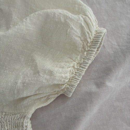 Compania Fantastica cotton top like new, beige, puff sleeves
