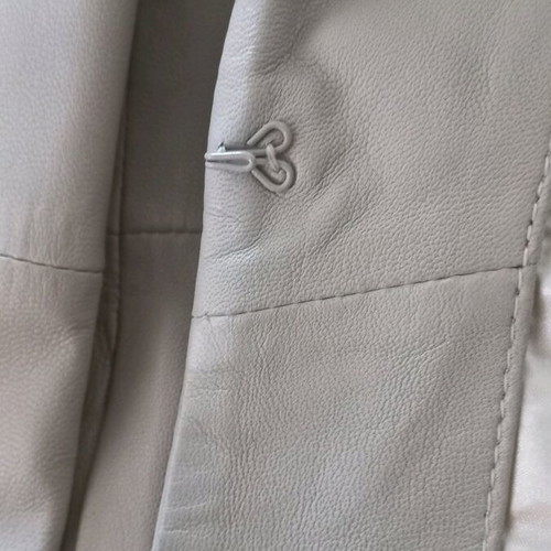 Leather jacket new size M beige unisex