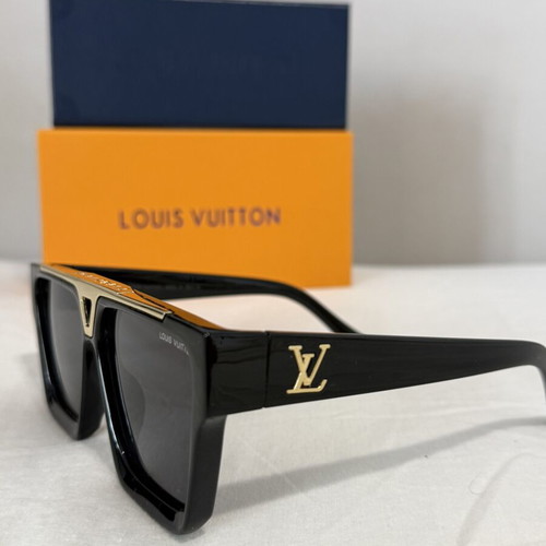Louis Vuitton glasses new
