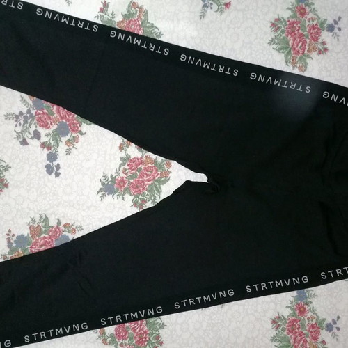 Bershka athletic leggings 3/4 new, black size M