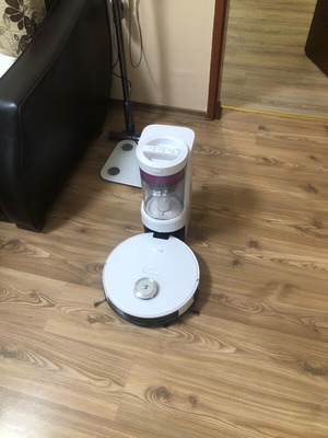 Eureka E10S Cleaning Robot used, wet and dry cleaning, self-cleaning