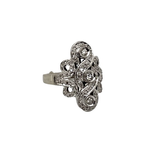 18k Art Deco ring new with brilliant diamonds