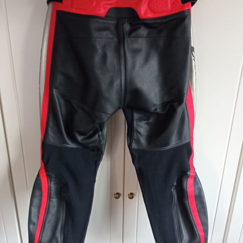 Dainese Leather Motorcycle Jacket and Pants like new with reinforcements