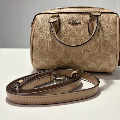 Τσάντα Coach Mini Rowan σε μπεζ καμβά σαν καινούργια