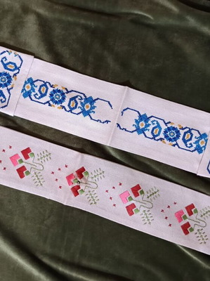Vintage Set of Two Unique Small Embroideries New