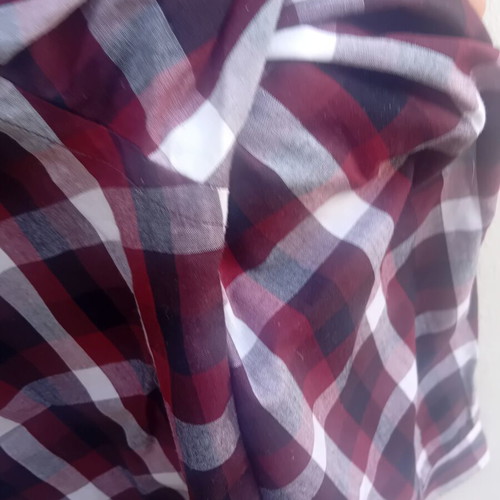 Pre End checked shirt XXL like new, black and red