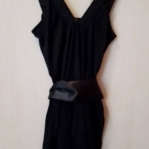 Women's short black dress with satin belt, size Small