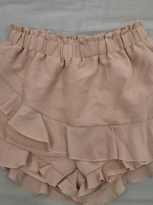 Shein beige skirt-shorts, medium