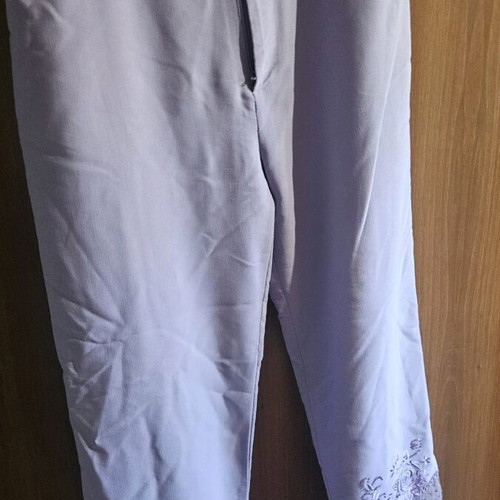 Lilac pants S/M like new with lace design