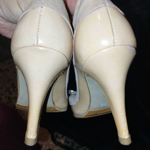 Vavoulas leather pumps used, size 36, 9.2 cm heel, beige