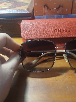 Γυαλιά ηλίου Guess γυναικεία σαν καινούργια, large τιγρέ σκελετός, καφέ ντεγκραντέ φακός