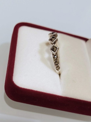 Silver 925 Ring No 57 new with marcasites 2.68g