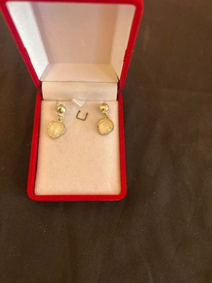 Silver 925 earrings with slot machine design in cream color like new