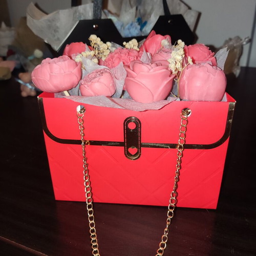 Aromatic wax flower bouquet like new, various scents