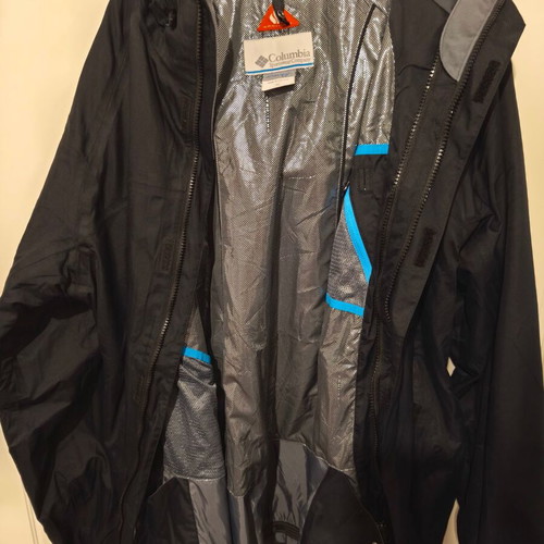 Columbia Omnitech jacket XL, like new, waterproof and breathable
