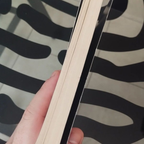 Egklima sto Kolonaki special edition book like new