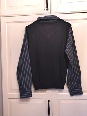 Thin black pullover like new, size M