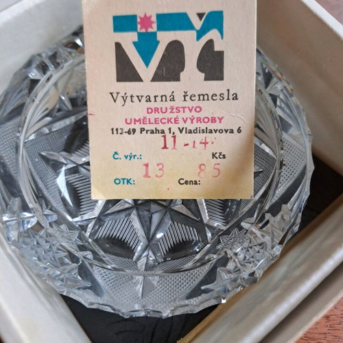 Crystal ashtray like new
