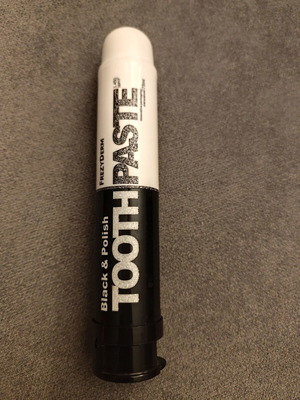 Frezyderm Black and Polish Toothpaste like new
