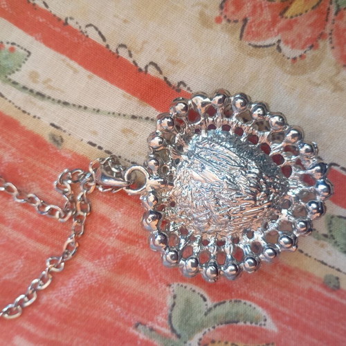 Necklace with large heart pendant, like new