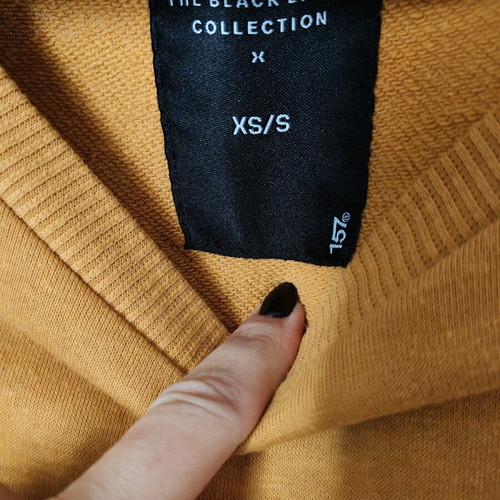 Sweatshirt dress mustard like new, comfortable with pockets