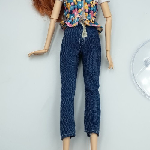 Doll fashion clothes set like new, pants, blouse and shoes