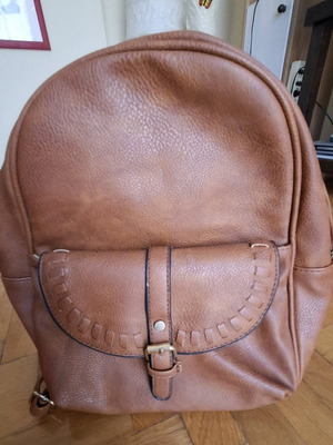 Καφέ backpack από δερματίνη σαν καινούργιο