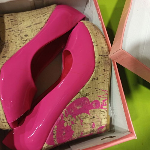 Pink Patent Leather Platform Pumps Peep Toe new, size 40