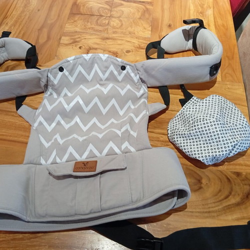 Cangaroo Explorer ergonomic baby carrier, grey-white