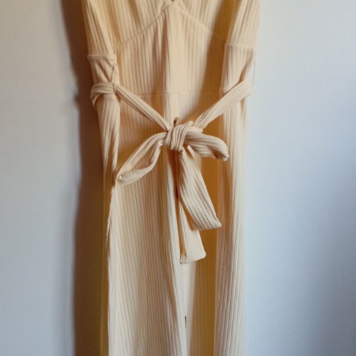 Midi dress cotton beige Bershka like new with belt and horn buttons