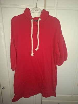 Mini sweatshirt dress with hood like new, red