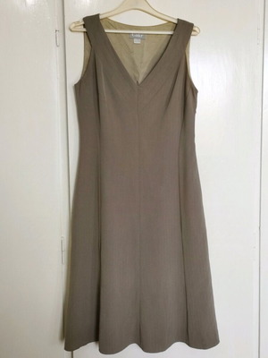 Gaki beige khaki dress like new, size S-M